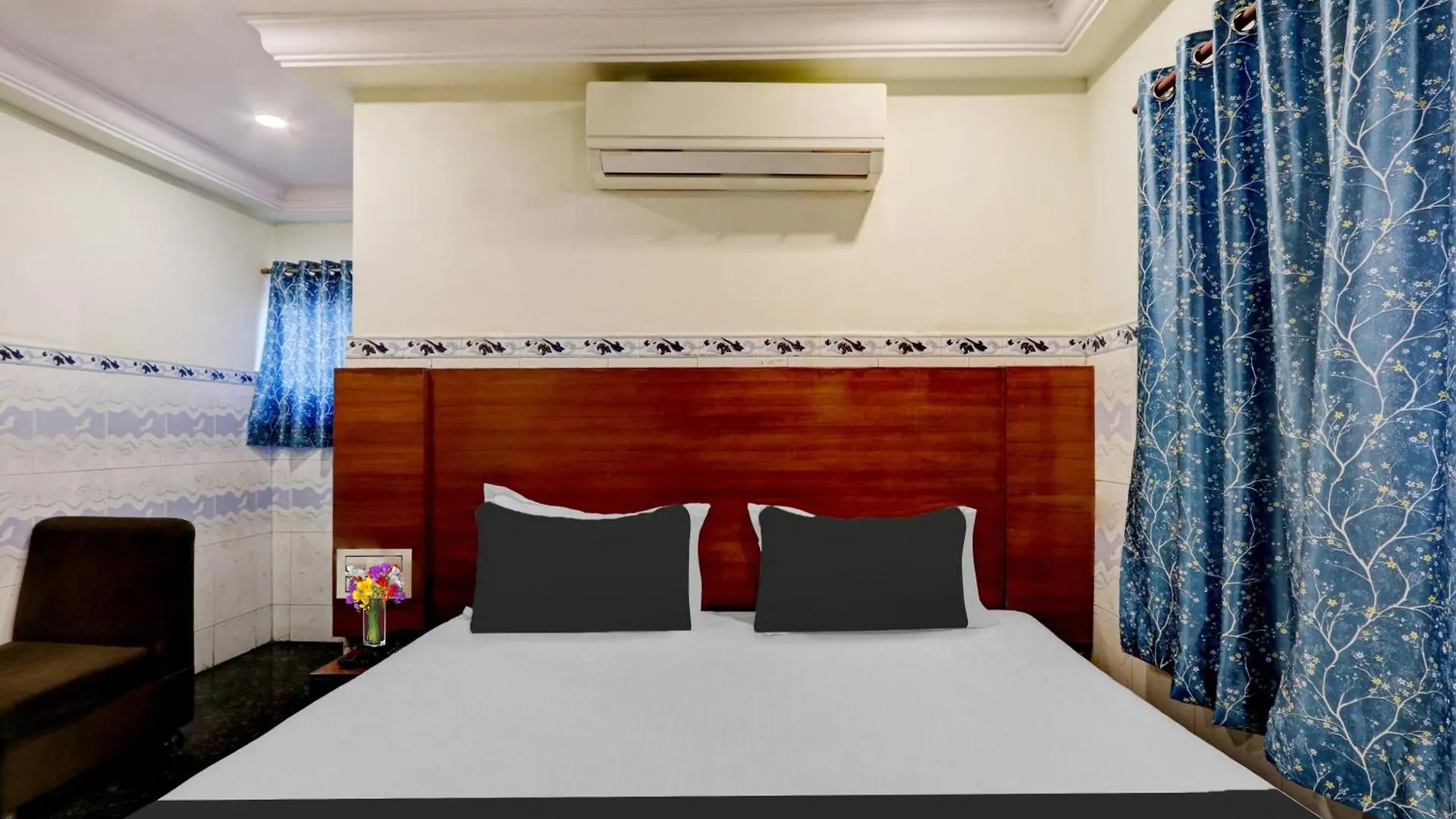 ****  Super Collection O M G Road Hotel Thiruvananthapuram Índia