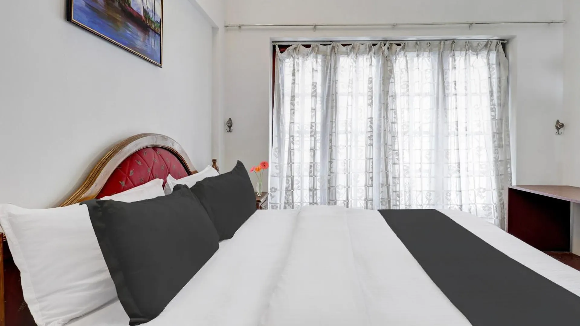 Super Collection O M G Road Hotel Thiruvananthapuram